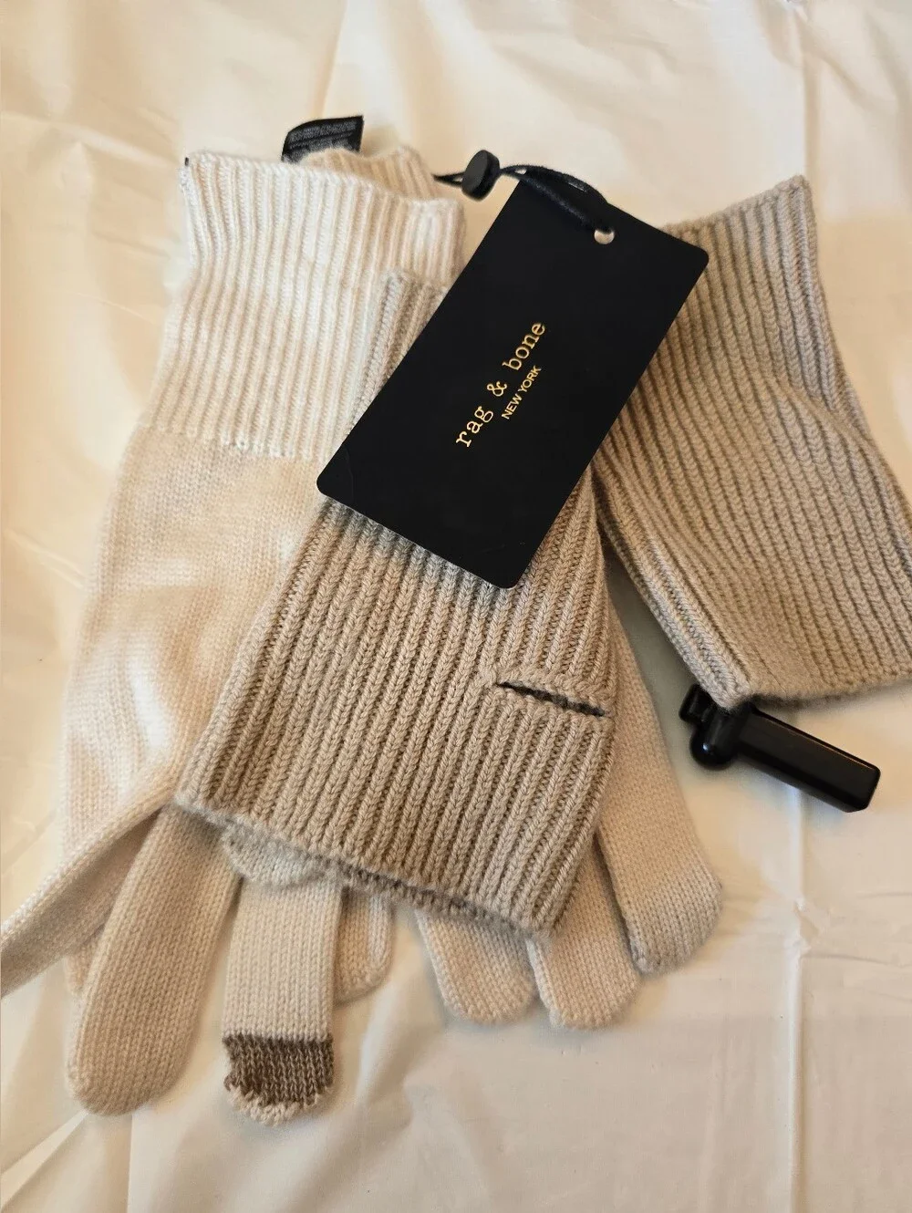 Rag & Bone Blake Tonal Gloves NWT Popular Gifts Fall Winter Phone Friendly